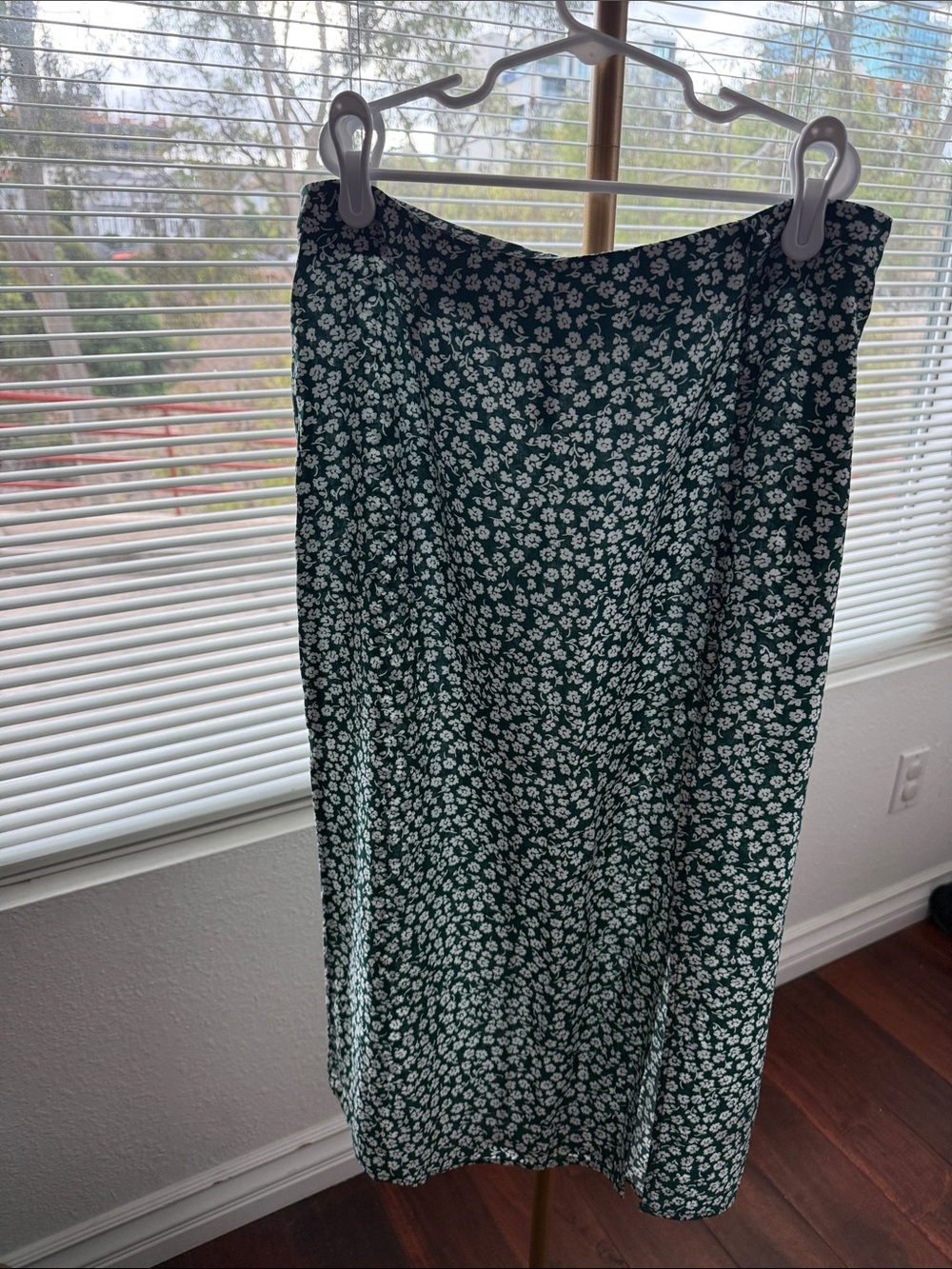 DIVIDED - Dark Green Floral Midi Skirt Sz 4